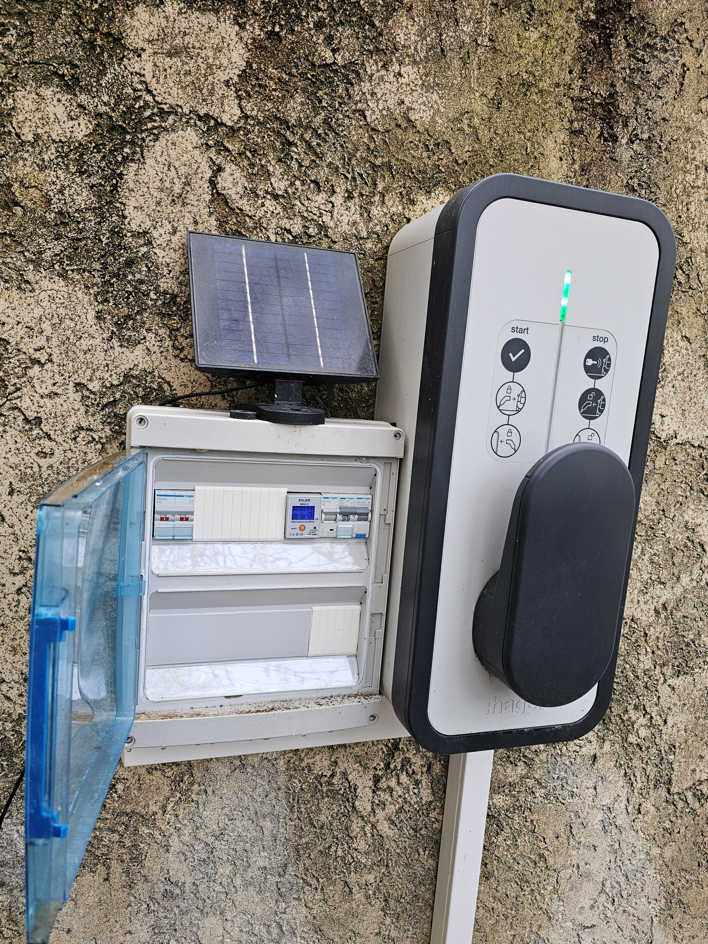 Borne de recharge pour voiture électrique